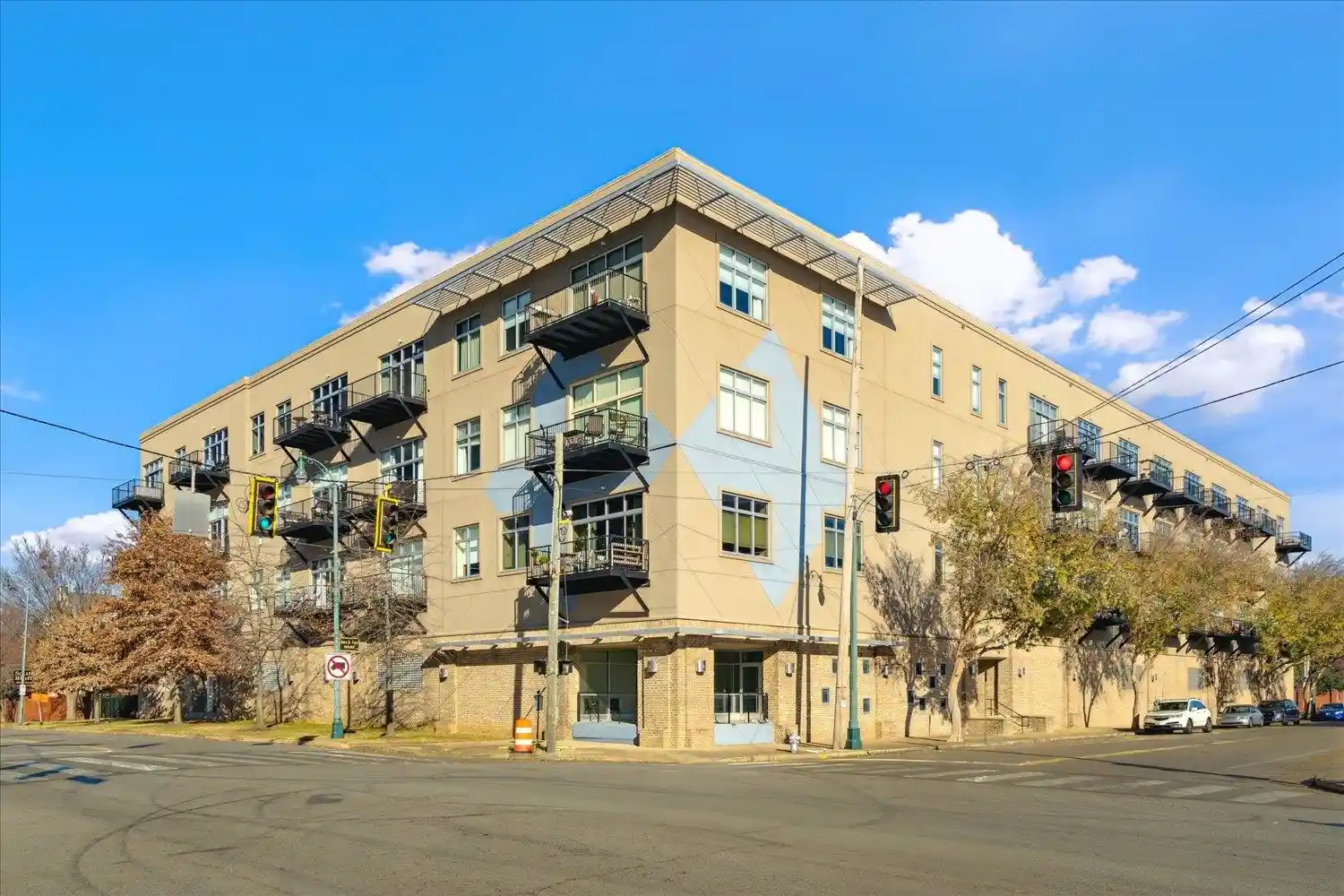 648-s-riverside-dr-411-memphis-tn-38103/hzid_b4287ae8