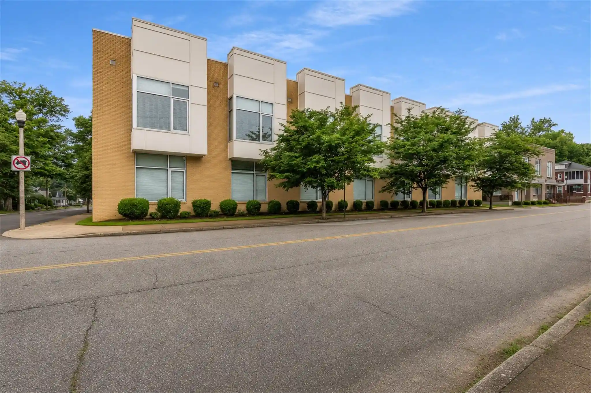 2263-young-ave-204-memphis-tn-38104/hzid_9e7fbe37