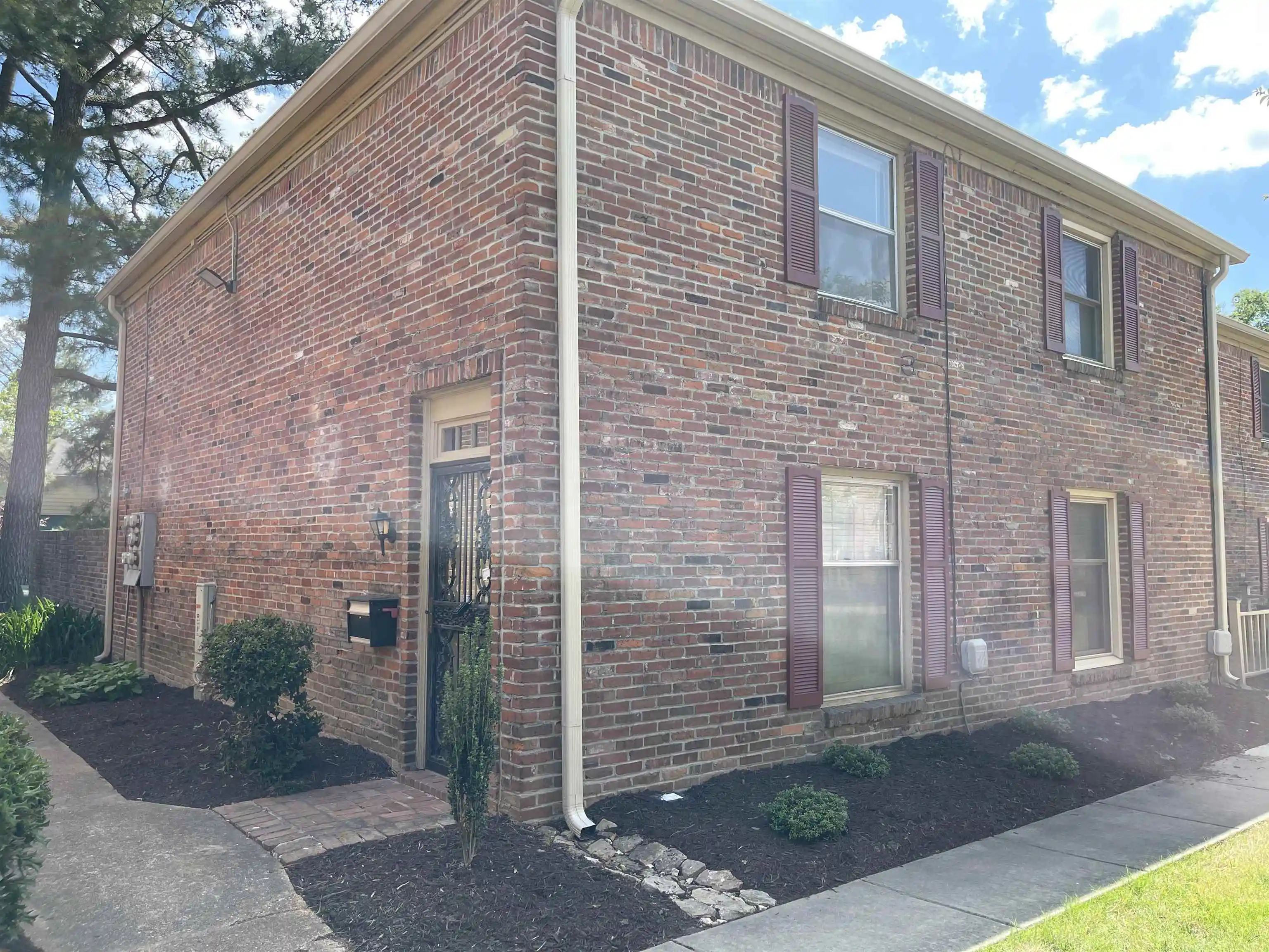 1228-bristol-dr-memphis-tn-38119/hzid_fd025f8c