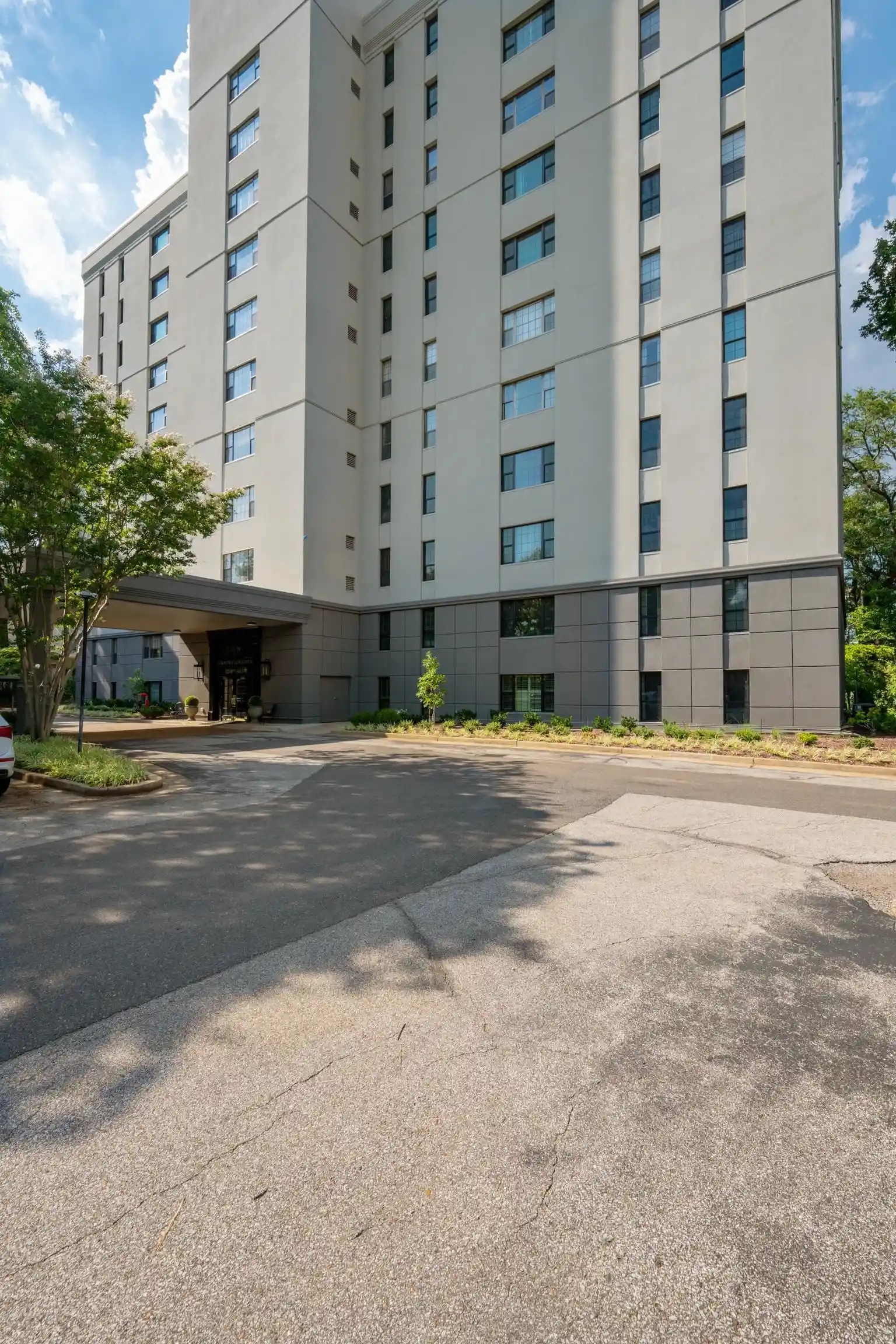 585-s-greer-st-303-memphis-tn-38111/hzid_b4619fd2