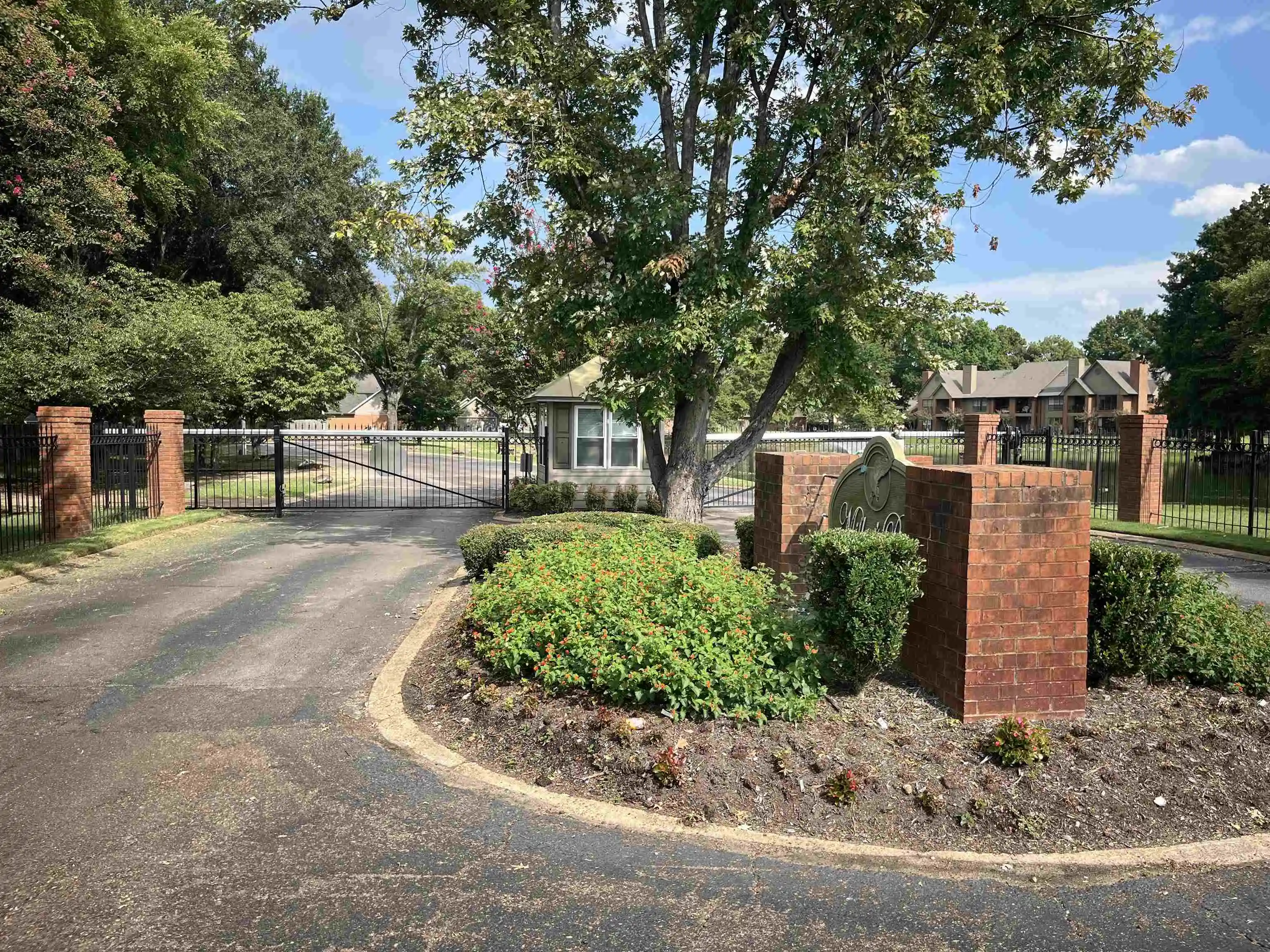 6646-pondside-cir-1-memphis-tn-38119/hzid_f5089495