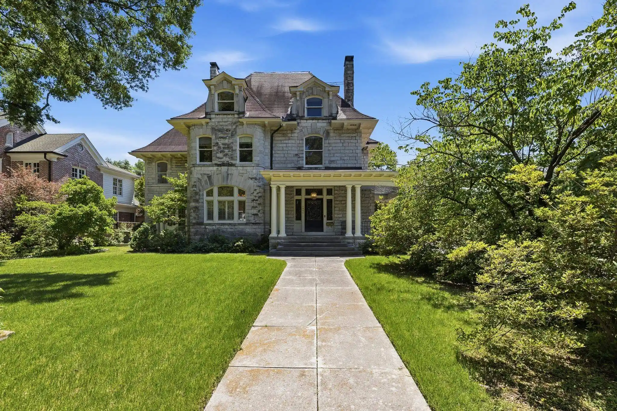 1557-central-ave-memphis-tn-38104/hzid_c9b66422