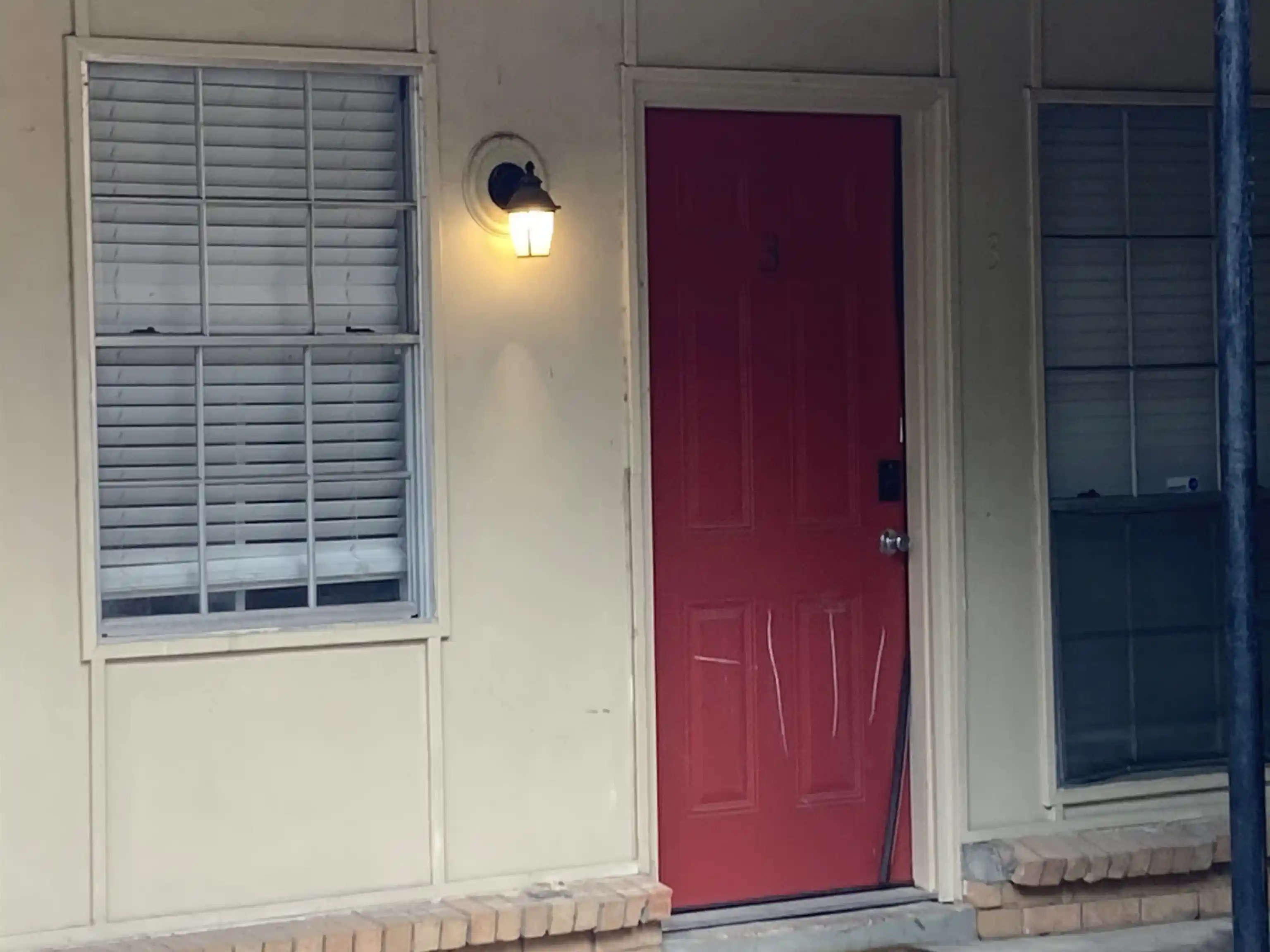 3636-spottswood-ave-3-memphis-tn-38111/hzid_e81ad0e7