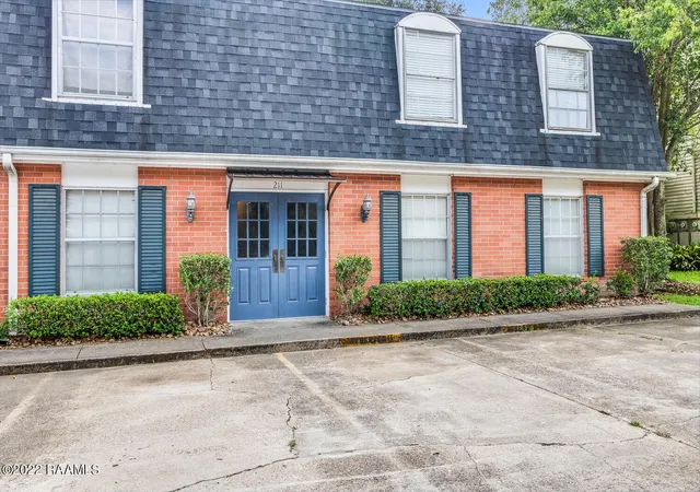 211-versailles-blvd-10-lafayette-la-70501/hzid_6764a7d7
