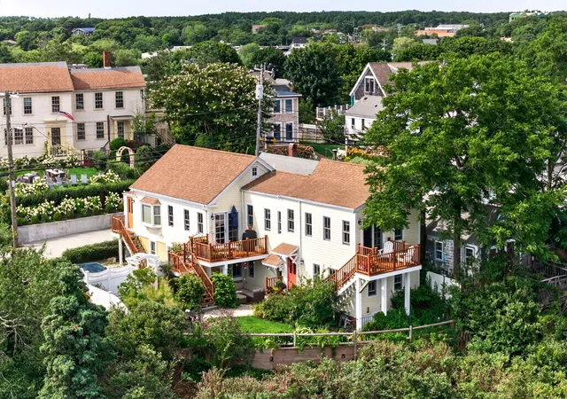 23-bradford-st-unit-1-provincetown-ma-02657/hzid_75724505