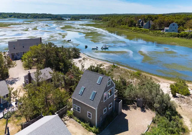 174-north-shore-blvd-unit-6-east-sandwich-ma-02537/hzid_c05699a8