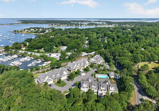 1090-shore-rd-unit-13-pocasset-ma-02559/hzid_3a87d62d