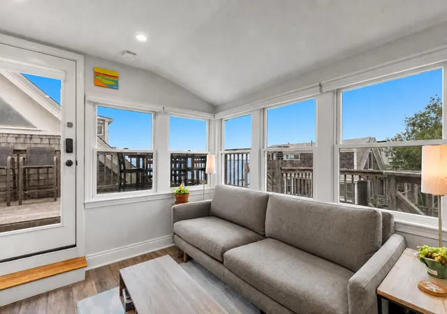 539-commercial-st-unit-7-provincetown-ma-02657/hzid_9481aad7