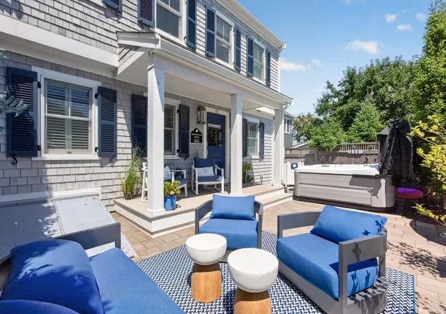 32-bradford-st-1-provincetown-ma-02657/hzid_895807a4