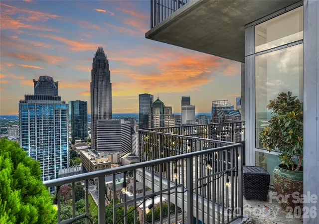 215-n-pine-st-3705-charlotte-nc-28202/hzid_a0460c16