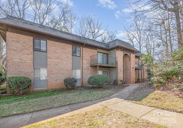 133-orchard-tr-ln-7-charlotte-nc-28213/hzid_f1246d1f