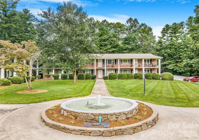 102-boyd-dr-5c-flat-rock-nc-28731/hzid_67dd2fb0