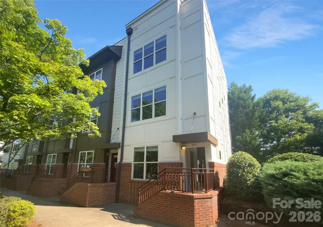 1031-skyline-view-way-charlotte-nc-28204/hzid_efad0738