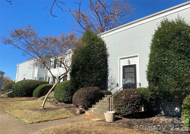 524-wakefield-dr-a-charlotte-nc-28209/hzid_96df6df6