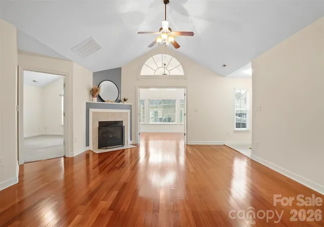 5518-prosperity-view-dr-charlotte-nc-28269/hzid_53fa1c24