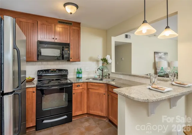 4911-park-rd-d-charlotte-nc-28209/hzid_e21c8d82