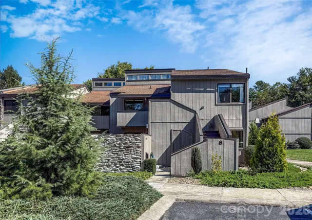 8-lakemoor-ln-8-hendersonville-nc-28739/hzid_39efab3b