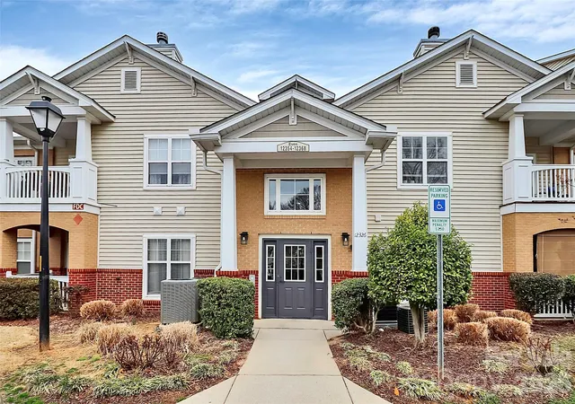 12368-copper-mountain-blvd-charlotte-nc-28277/hzid_5698d654