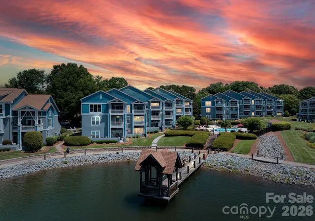 1018-southwest-dr-sw-18-davidson-nc-28036/hzid_cdb281f1
