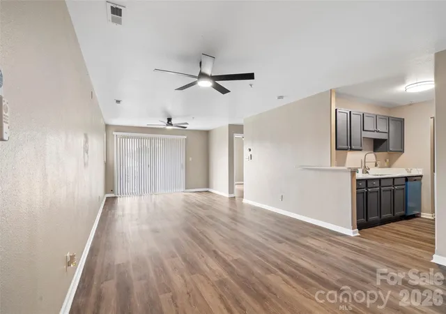 1134-plaza-walk-dr-charlotte-nc-28215/hzid_f8c0ace2