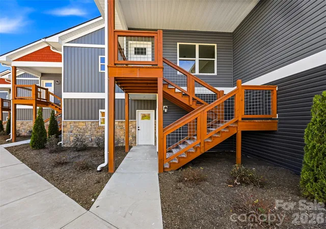 143-carver-st-7-brevard-nc-28712/hzid_3a840cca