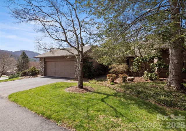 15-ridge-ter-asheville-nc-28804/hzid_ab3ff52e