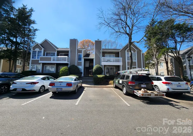 9607-g-vinca-cir-charlotte-nc-28213/hzid_f35a113f