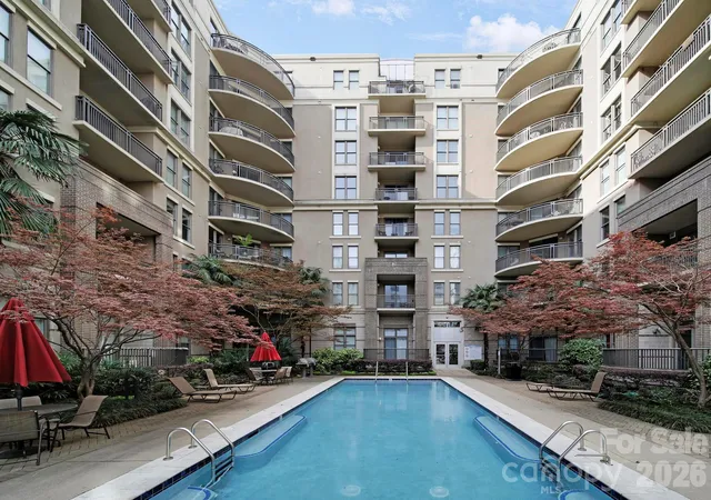 718-w-trade-st-803-charlotte-nc-28202/hzid_a34531ae