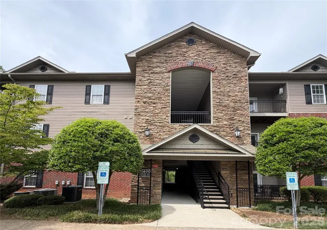 413-appeldoorn-cir-413-asheville-nc-28803/hzid_5c1aa534