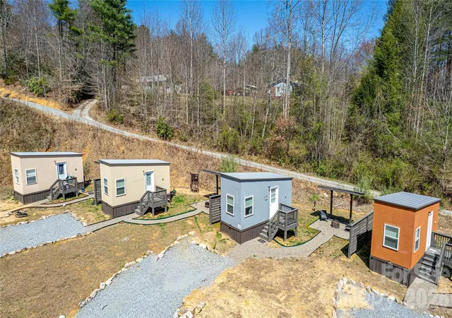 20-30-40-50-stardust-way-brevard-nc-28712/hzid_432537ae