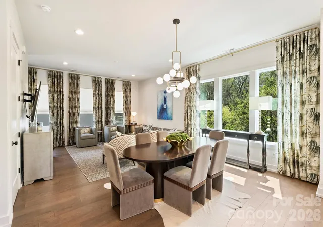1500-hawthorne-ln-a-charlotte-nc-28205/hzid_7369155f