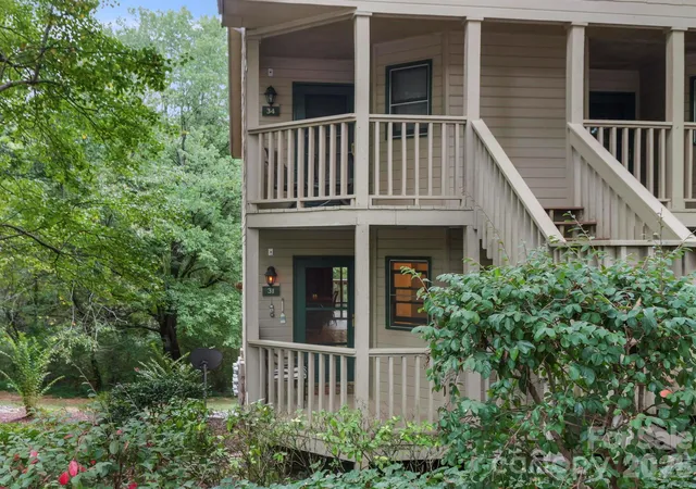 160-whitney-blvd-31-lake-lure-nc-28746/hzid_ac9c4f15