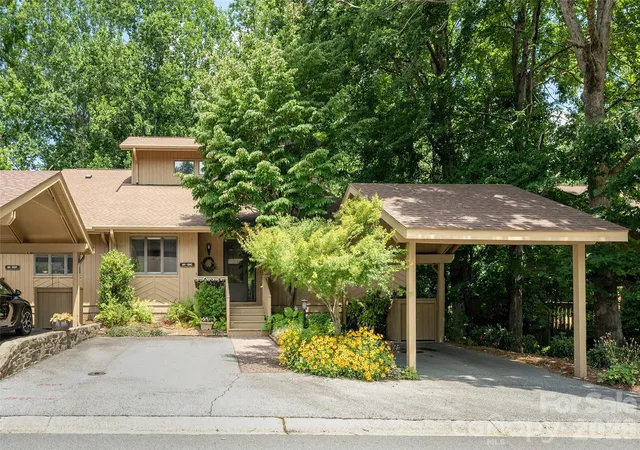 601-red-oak-dr-hendersonville-nc-28791/hzid_bd0cc276