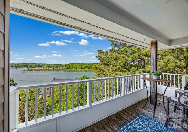 9709-emerald-point-dr-12-charlotte-nc-28278/hzid_49798354
