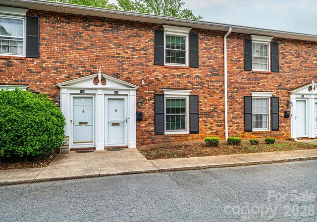 826-6th-st-nw-4-hickory-nc-28601/hzid_eec1b789