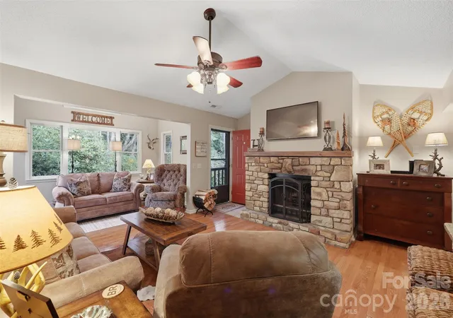 155-glen-burney-ln-c6-blowing-rock-nc-28605/hzid_22c6617c