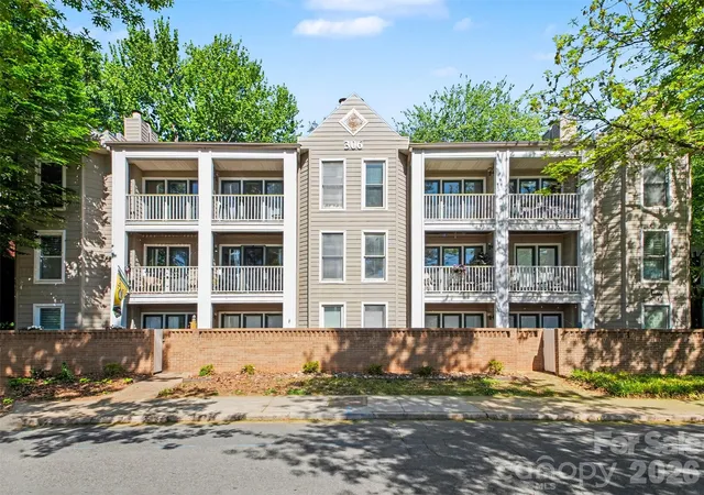 306-s-cedar-st-10-charlotte-nc-28202/hzid_75b5408a