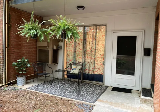 400-queens-rd-e5-charlotte-nc-28207/hzid_31cf2b32
