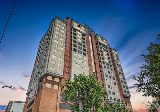 222-s-caldwell-st-1501-charlotte-nc-28202/hzid_c58aab0f