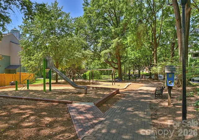 520-n-poplar-st-i-charlotte-nc-28202/hzid_45c4a98b