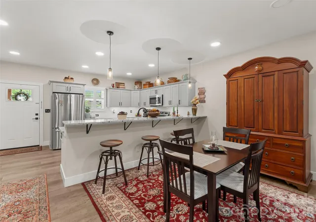 143-carver-st-13-brevard-nc-28712/hzid_dfcf9282