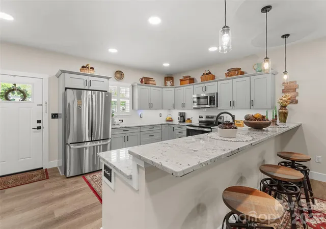 143-carver-st-13-brevard-nc-28712/hzid_dfcf9282
