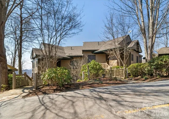 600-andrew-banks-rd-d4-burnsville-nc-28714/hzid_0cbd2618