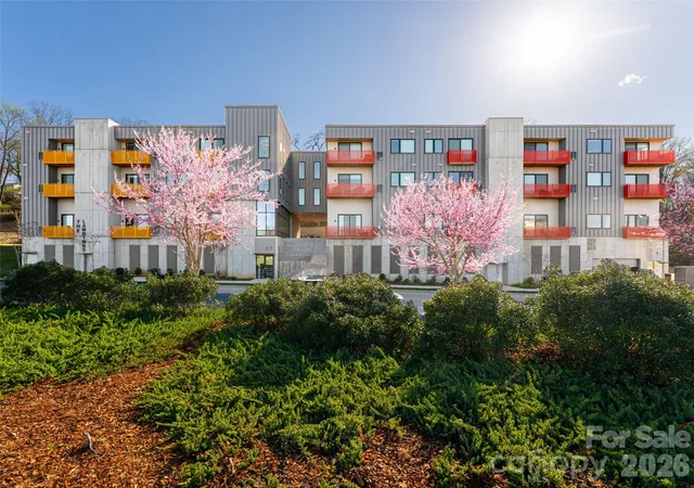 68-craven-st-304-asheville-nc-28806/hzid_80e94b39