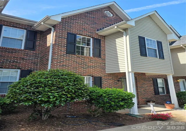 2240-15th-ave-ne-104-hickory-nc-28601/hzid_12976997