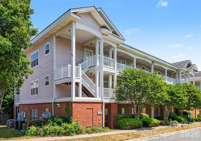 9241-meadow-vista-rd-charlotte-nc-28213/hzid_a8aa401c