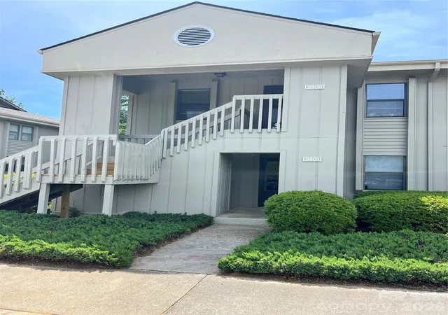 2401-abbey-cir-asheville-nc-28805/hzid_474dfce5