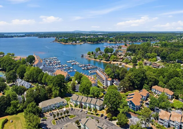 17515-tuscany-ln-cornelius-nc-28031/hzid_6c23b8d0