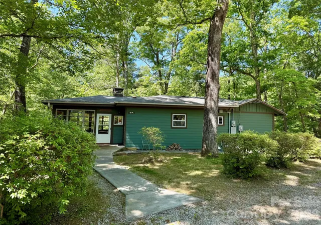 10-lakemont-cottage-trl-10a-flat-rock-nc-28731/hzid_944a3eb0