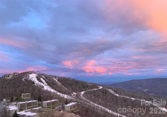 303-sugar-top-dr-2909-sugar-mountain-nc-28604/hzid_0b3837ed